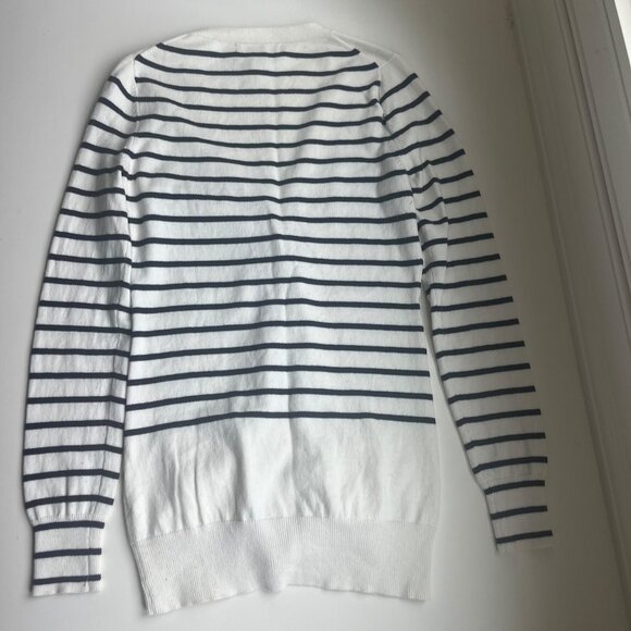 Women’s V-Neck Cardigans (Size Small) - Picture 3 of 8